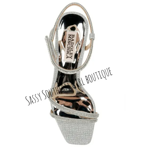 🆕⭐ BADGLEY MISCHKA silver rhinestone wedges
