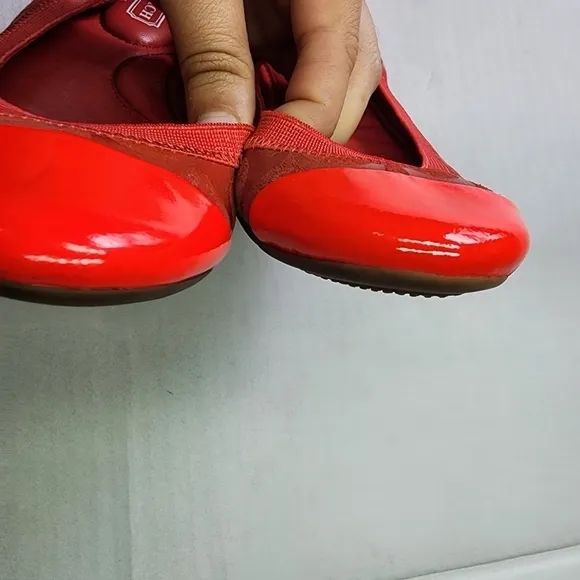 🌸 Coach | Patent Leather Flats, size 6.5 red