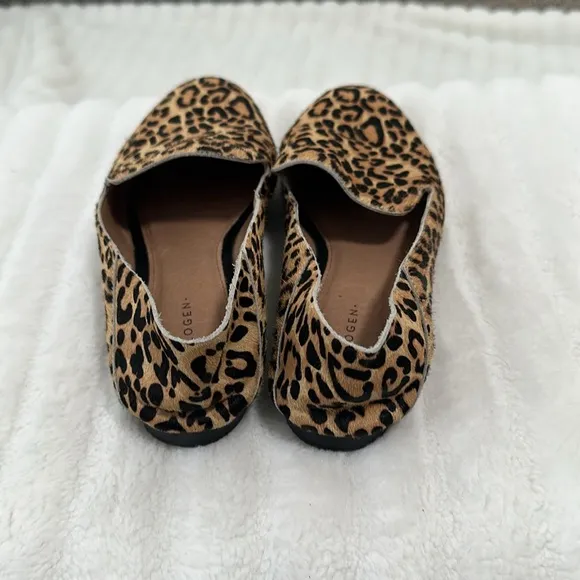🌴 Halogen Real Leather Cow Hair Flats