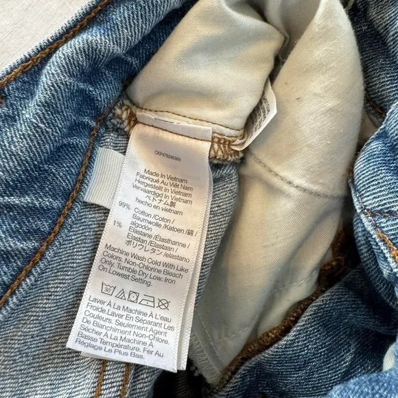 ⟡ Madewell 90s Straight Jeans in size 28 ⟡