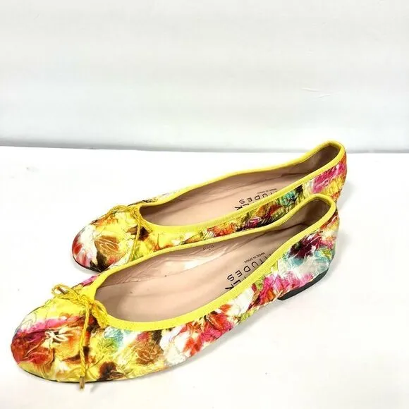 - Paul Mayer gorgeous bright yellow floral ballet flats 9.5
