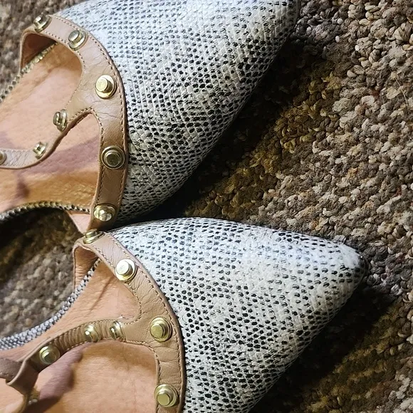 💰 PRICE DROP! Halogen Snake Skin Leather Flats