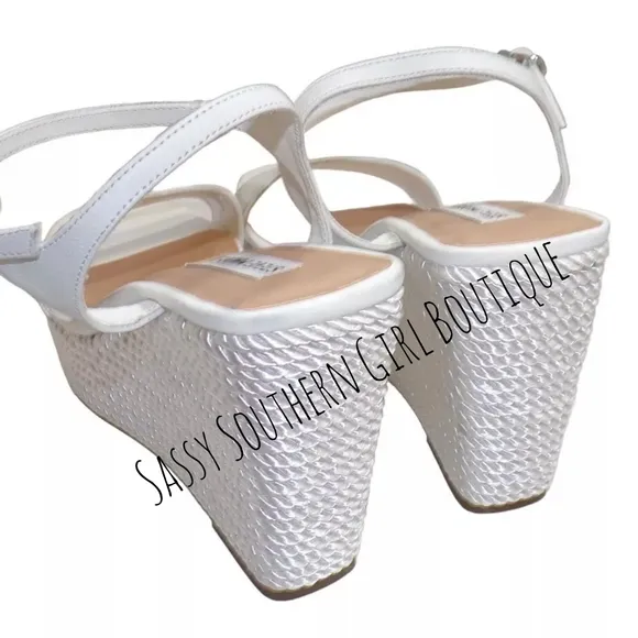🆕⭐ Steve Madden white espadrille wedges