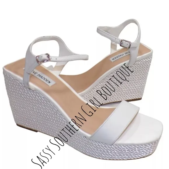 🆕⭐ Steve Madden white espadrille wedges