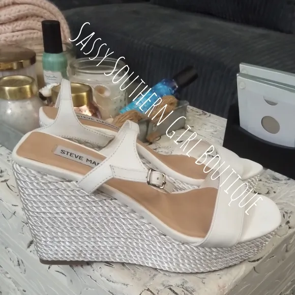 🆕⭐ Steve Madden white espadrille wedges
