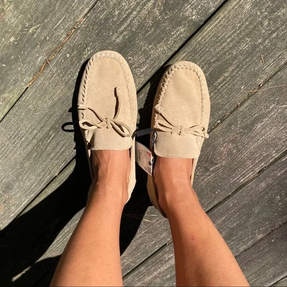🍂 ZARA TAN SUEDE LEATHER STITCHED MOCCASINS!