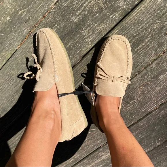 🍂 ZARA TAN SUEDE LEATHER STITCHED MOCCASINS!