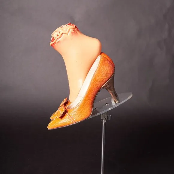 1960s Orange Stitched Pumps Heels