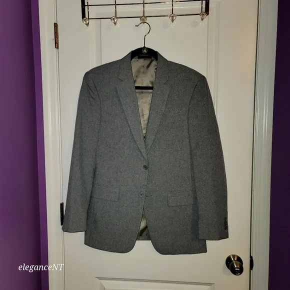 2 Button  Gray  Men's Blazer Sz: 34 Short