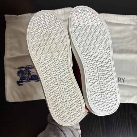 2 DIFFERENT SIZES* LEFT Size 35.5/RIGHT Size 36 BURBERRY Albridge Check Sneakers