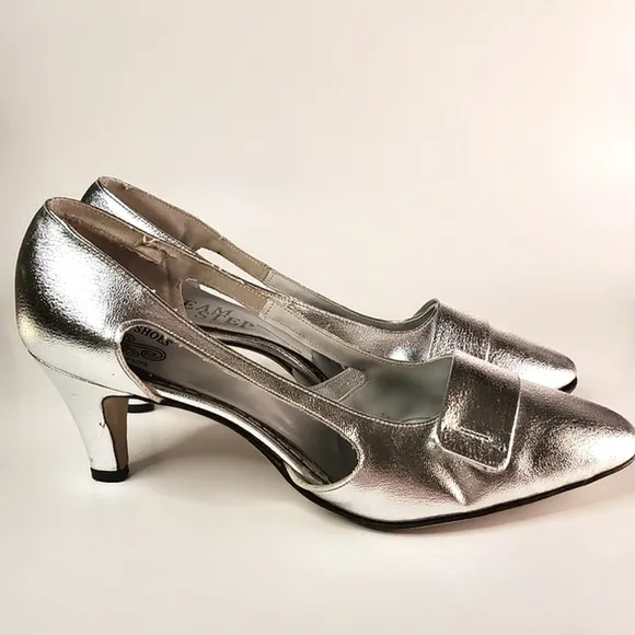 60s Mod Metallic Silver Space Heels with Rounded Toe
