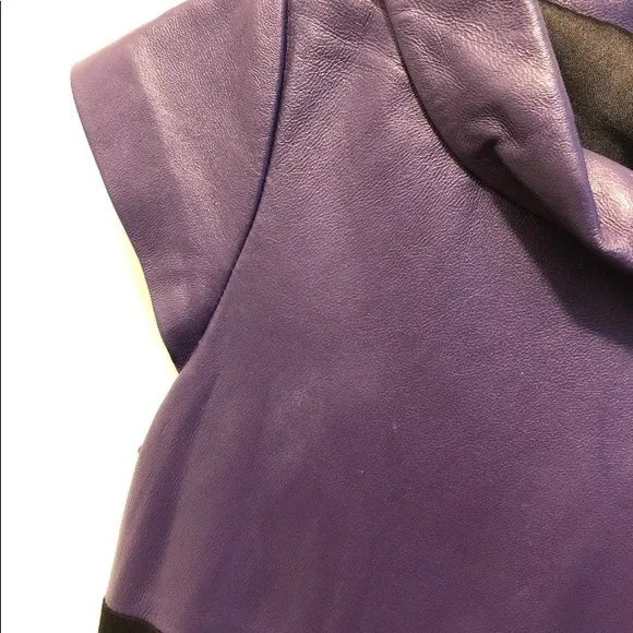 $790. 🔥 👗 Alice and Olivia Purple Black Leather sheath Dress