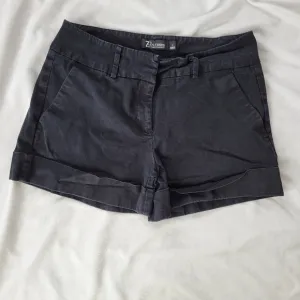 7th Avenue suiting company New York &amp; Co black cotton blend shorts 4