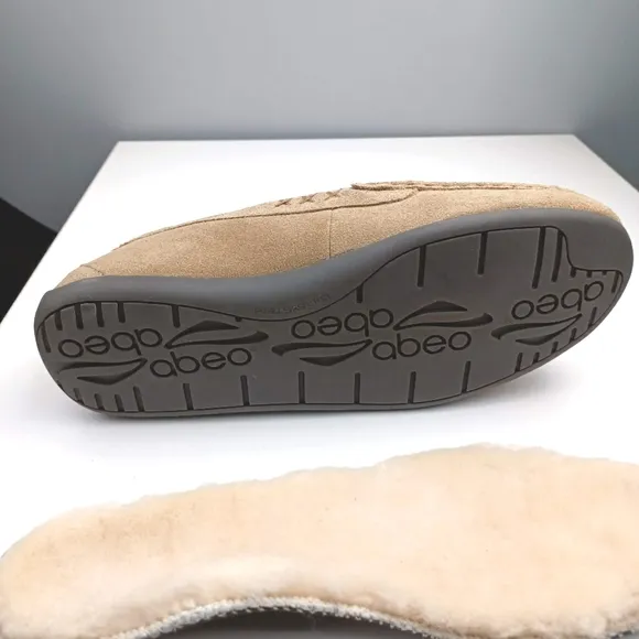 Abeo Vienna moccasins slipper suede sheepskin Footbed plush warm comfort size 10