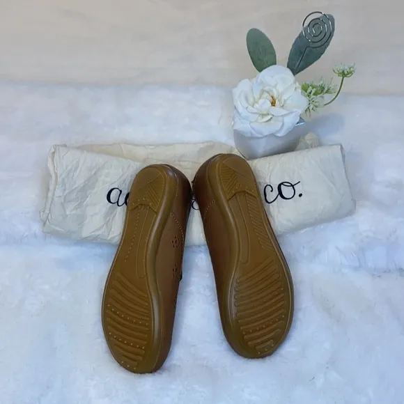 *Adelisa &amp; co. Leather Sol’s Flats NEW