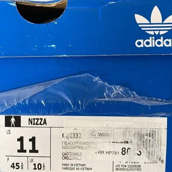 Adidas Men’s sz 11 Black, White Nizza Classic Canvas Sneaker New In Box