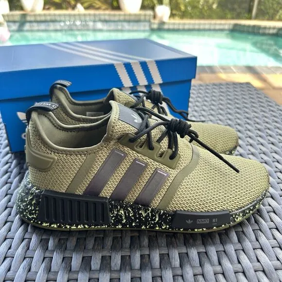 Adidas NMD_R1 Men's Athletic Shoes Focus Olive Black ID5756 Size 7