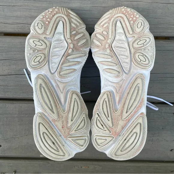 adidas Ozweego Triple White shoes size 7