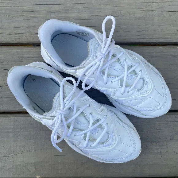 adidas Ozweego Triple White shoes size 7