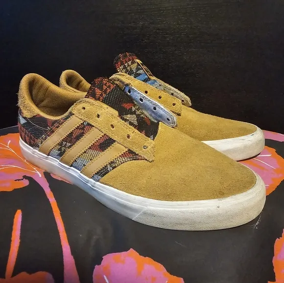 Adidas Seeley Premiere tan suede Aztec canvas mens shoes 9.5