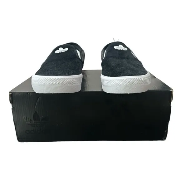 Adidas Skateboarding Shoes Sneakers Black and White Slip-On Men’s Size Size 11.5