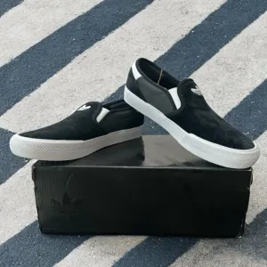 Adidas Skateboarding Shoes Sneakers Black and White Slip-On Men’s Size Size 11.5