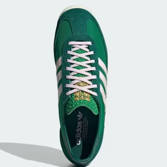 Adidas SL 72 in green, women’s size 6.5 - retro trainer