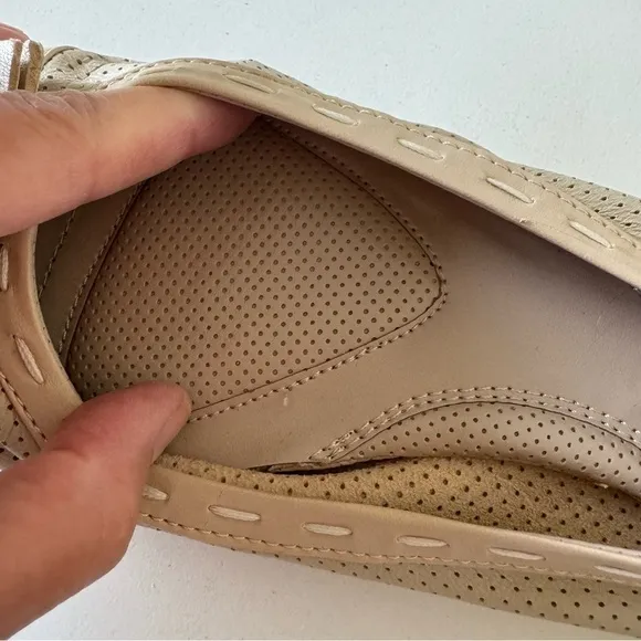 Adrienne Vittadini Nude Cream Perforated Leather Floral Appliqué Ballet Flats