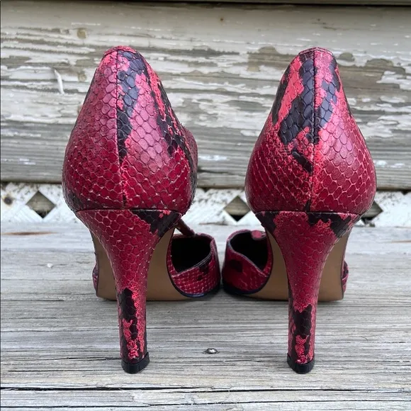 Adrienne Vittadini Red &amp; Black Leather T-Bar Heels Made in Italy Women's Size 10