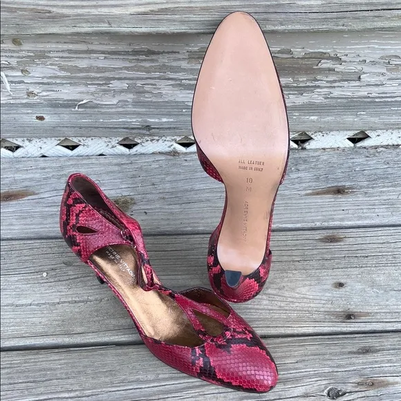Adrienne Vittadini Red &amp; Black Leather T-Bar Heels Made in Italy Women's Size 10