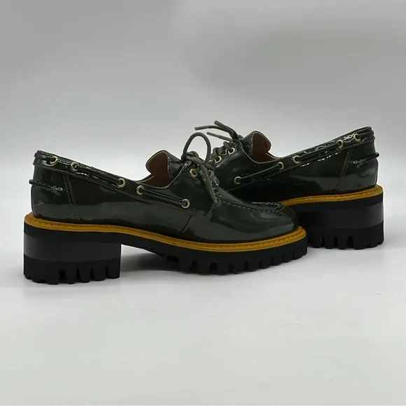 Aerosole Russell Boat Shoe. Size 7