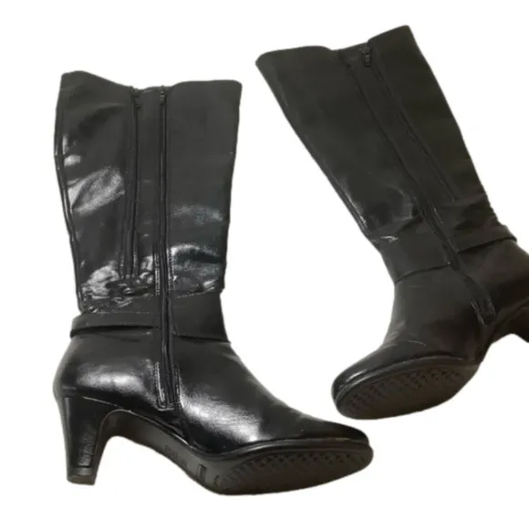 Aerosoles Black Leather Expandable Calf heeled boots size 9.5
