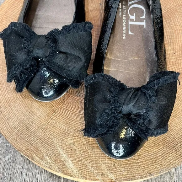 *agl | Black Patent Leather Ballet Flats with Raw Edge Bow Size 37/7