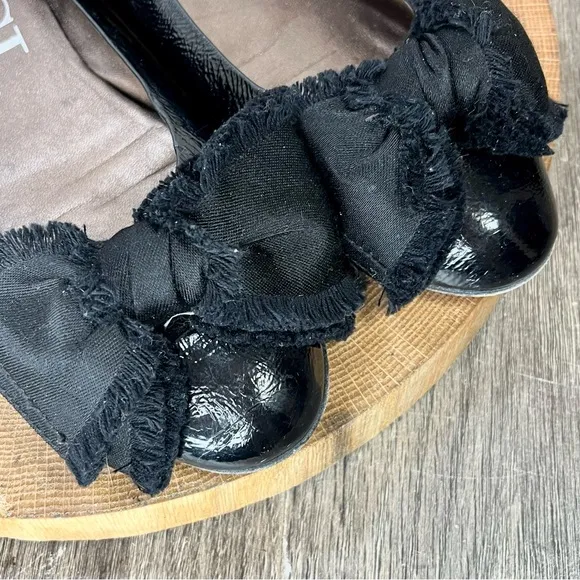 *agl | Black Patent Leather Ballet Flats with Raw Edge Bow Size 37/7