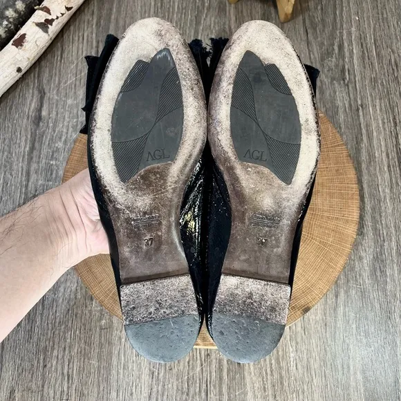 *agl | Black Patent Leather Ballet Flats with Raw Edge Bow Size 37/7