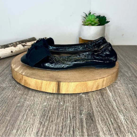 *agl | Black Patent Leather Ballet Flats with Raw Edge Bow Size 37/7