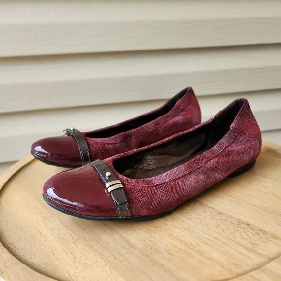 AGL burgundy flats size 40.5