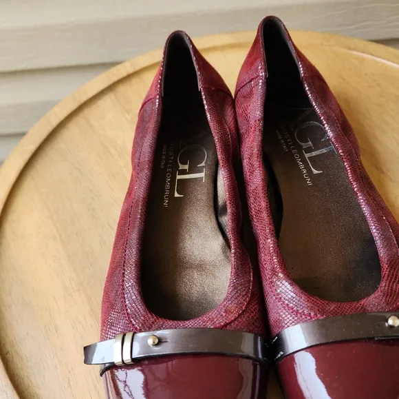 AGL burgundy flats size 40.5