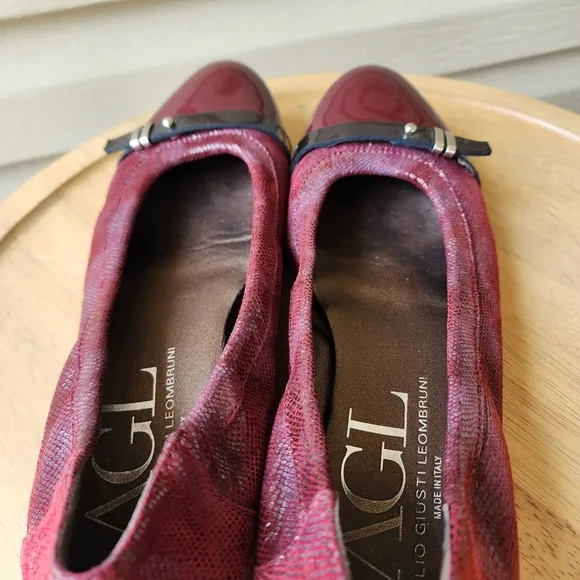AGL burgundy flats size 40.5