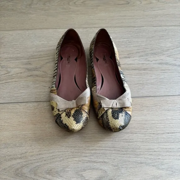 Alaia Snake Embossed Bow Tie Leather Flats 37