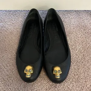 Alexander McQueen ballet flats black leather size 35.5