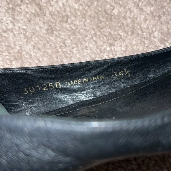 Alexander McQueen ballet flats black leather size 35.5