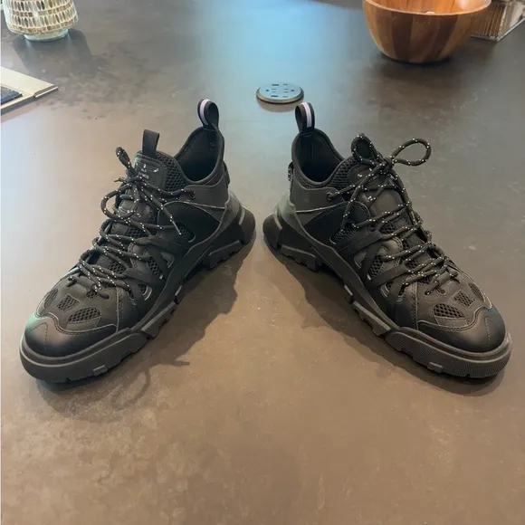 Alexander McQueen Black Men's Sneakers