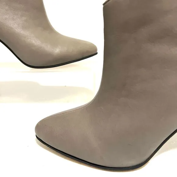 ALIAS MAE Size 6.5US 37EU  Taupe Gray Heeled bootie boots