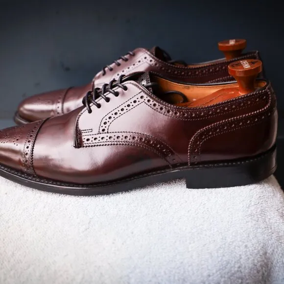 Allen Edmonds 10-D Sanford Burgundy Oxford Mens Dress Shoes