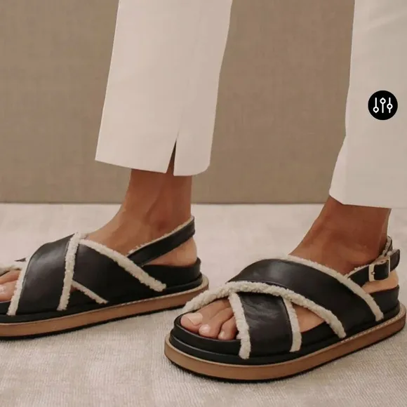 ALOHAS 41 / 10  Marshmallow Leather Sandals Shoes Fuzzy Black Leather Platform