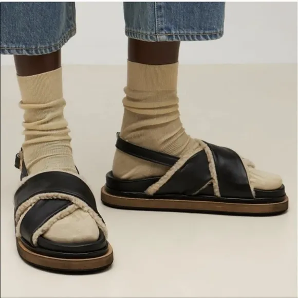 ALOHAS 41 / 10  Marshmallow Leather Sandals Shoes Fuzzy Black Leather Platform