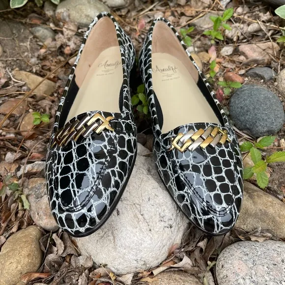 Amalfi by Rangoni Flats Made in Italy. Size 8 1/2 M.