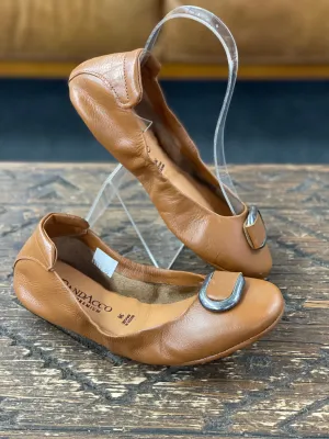 Andacco Caramelo Ballet Flat