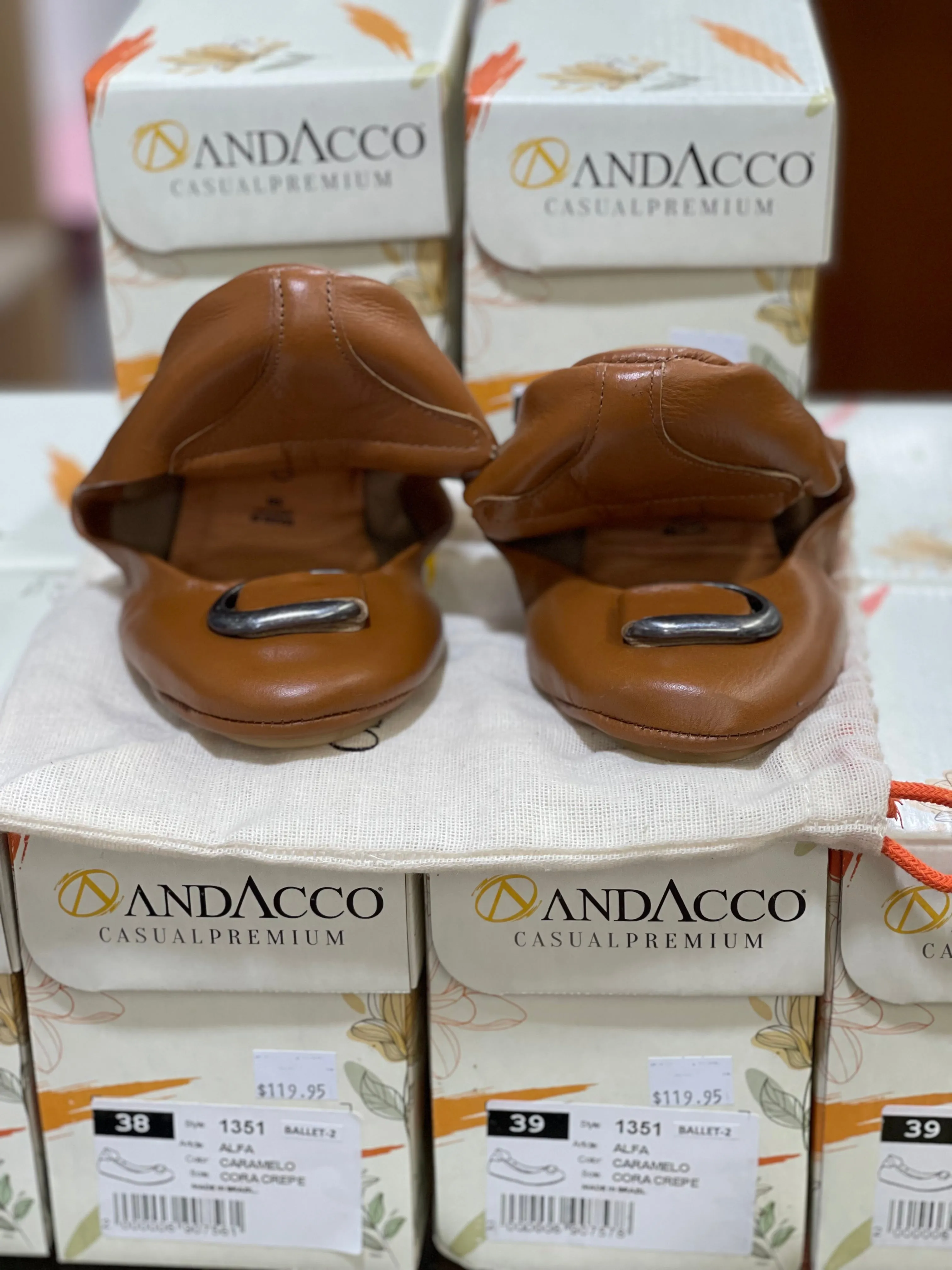 Andacco Caramelo Ballet Flat